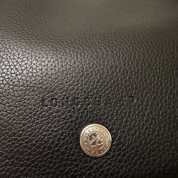 Authentic Longchamp small black leather body bag leather. - Picture 2 of 15